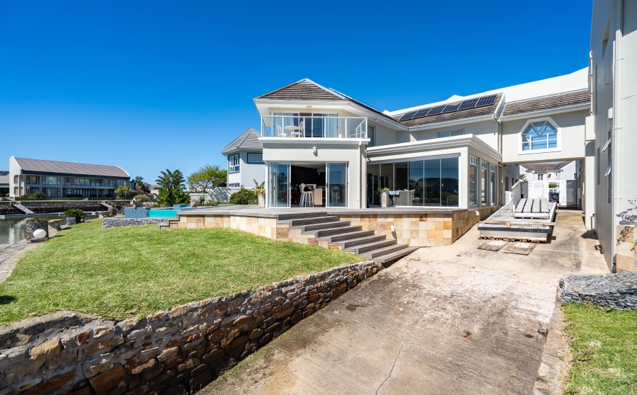 7 Bedroom Property for Sale in Royal Alfred Marina Eastern Cape